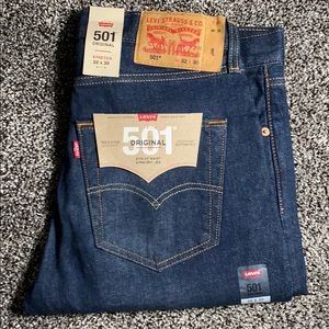 Levi’s 501 button fly (32x30) anchor